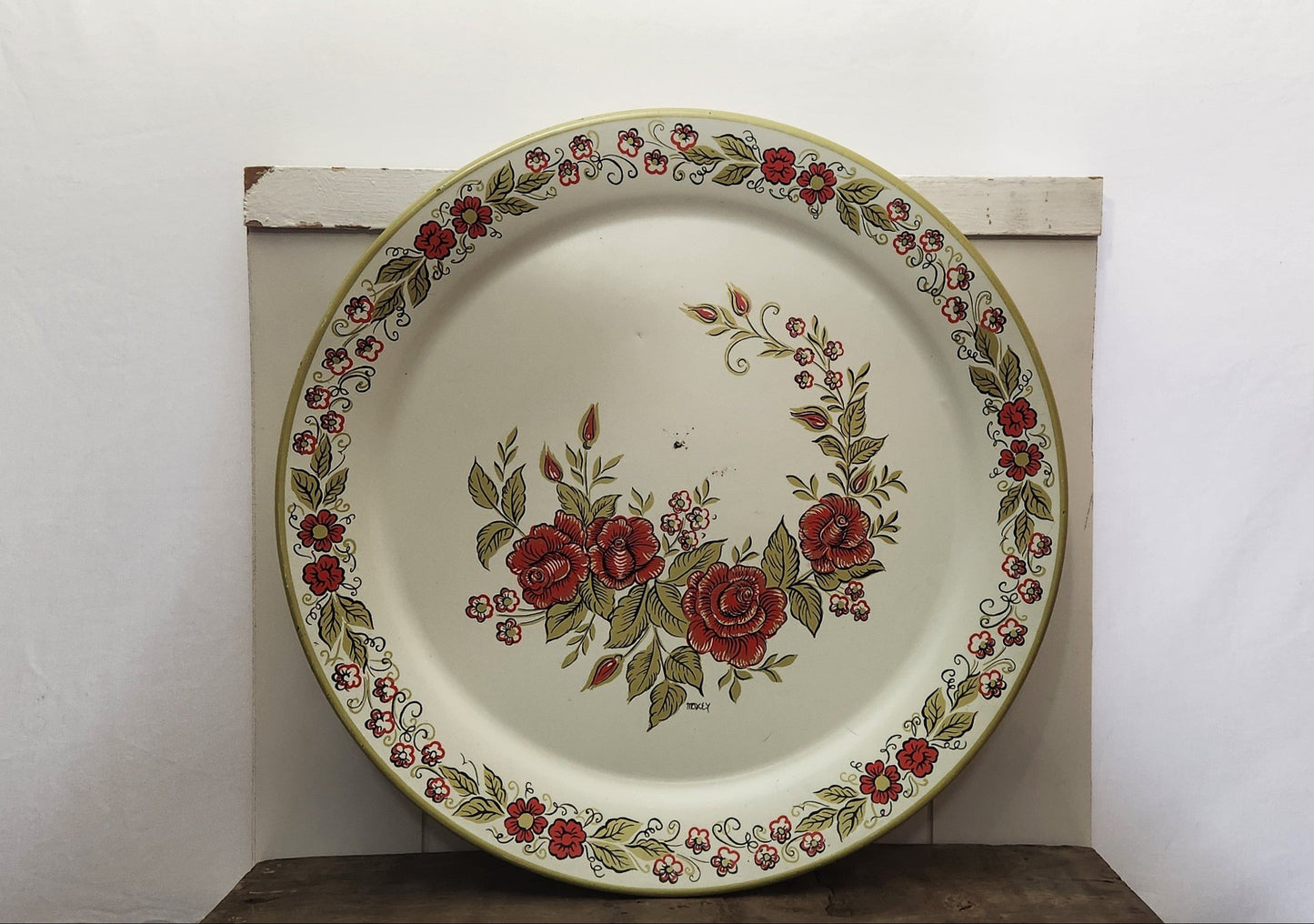 Vintage Maxey Floral Round Serving Tray